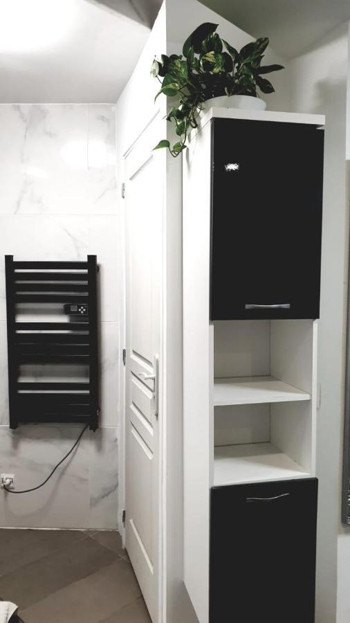 Jolie Appartement Avec 2 Chambres Partagees Paris Exterior foto